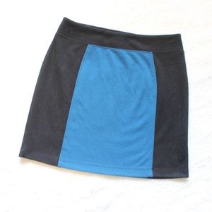 Mac + Jac Blue and Black Color Block Skirt - Small